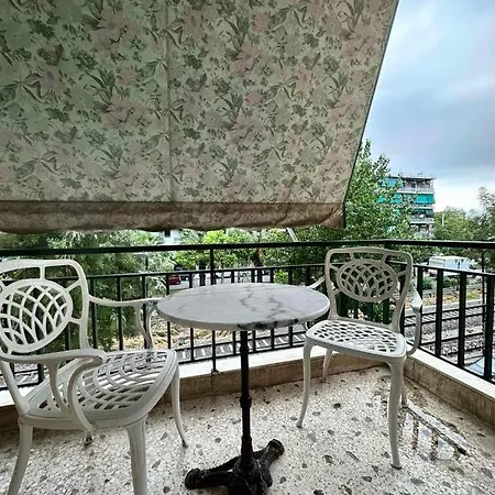 Cozy Apartment At Gazi Square Athens Exterior photo