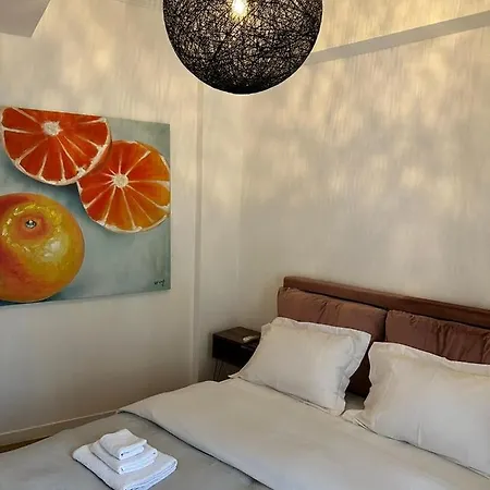 Cozy Apartment At Gazi Square Athens Exterior photo