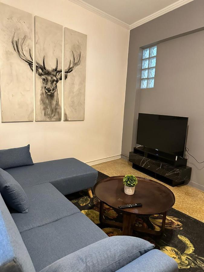 Cozy At Gazi Square Apartment